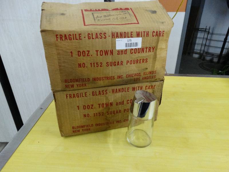 lot 175 image: 2 Cases OF Sugar Dispensers.