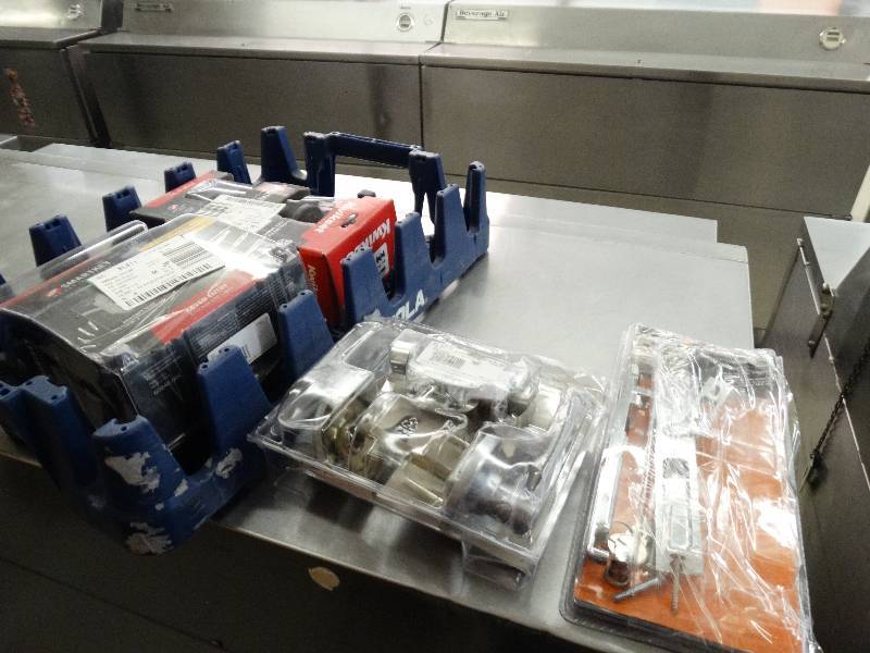 lot 197 image: Lot Of 4 Door Lock Sets.