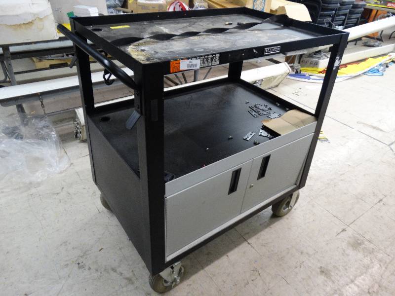 lot 203 image: Media Cart On Wheels.