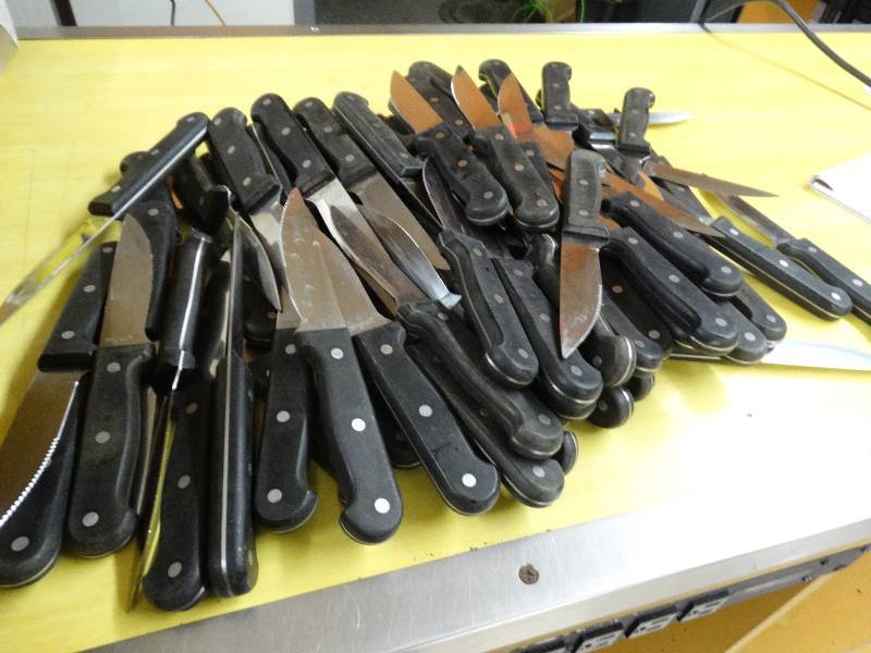 lot 213 image: Large Lot Of 79 Heavy Duty Nice Steak Knives.