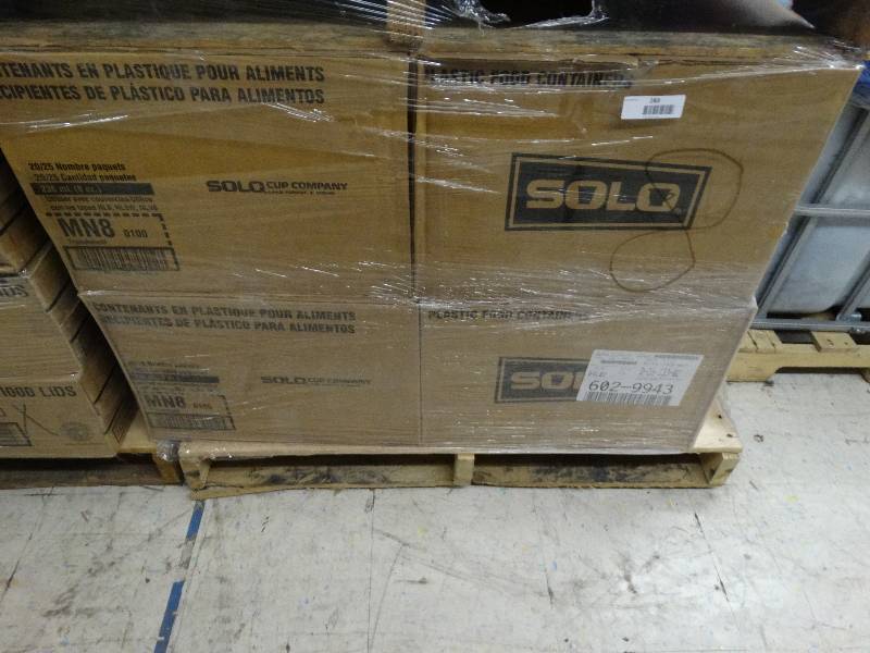 lot 283 image: Pallet Of 8 Cases Of Solo Plastic Food Containers.