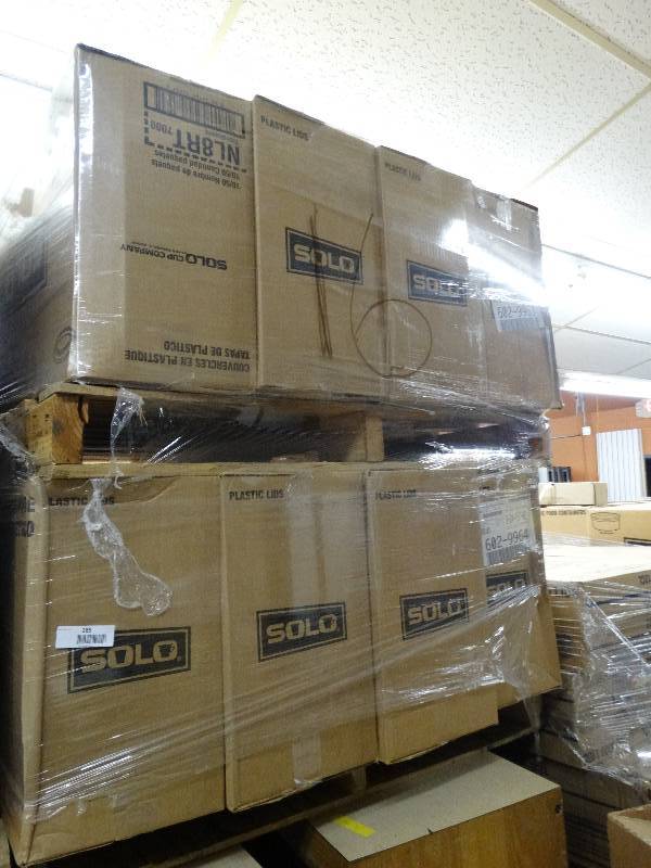 lot 285 image: Pallet Of 16 Cases Of Lids.