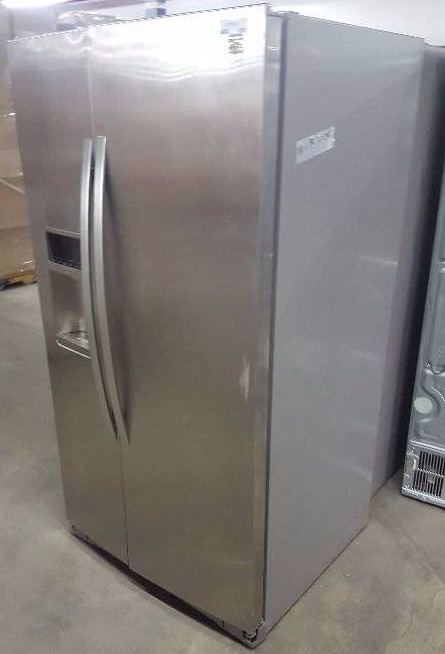 lot 195 image: Kenmore Elite side by side refrigerator