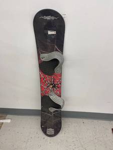 lot 8213 image: spider snow board
