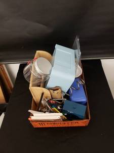 lot 8311 image: lot of office supplies