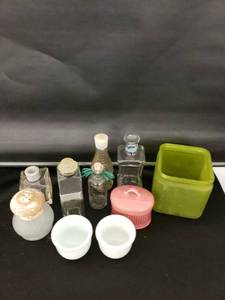 lot 8324 image: lot of bottlesjars