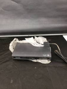lot 8377 image: magnavox sdtv tuner powers on