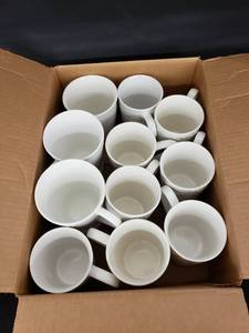 lot 8411 image: lot of white coffee cups