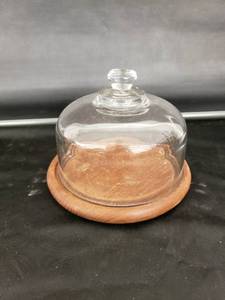 lot 8435 image: cheese dish