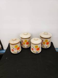 lot 8465 image: Montgomery ward fiesta canisters