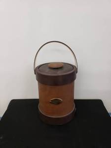 lot 8470 image: retro ice bucket