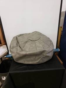 lot 8492 image: pleather foot rest poof