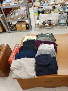 lot 8543 image: lot of womens pants sz 14