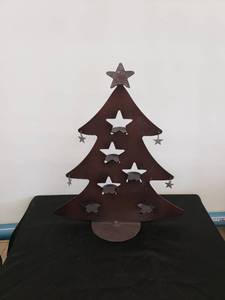 lot 8560 image: heavy metal Christmas tree tea light decor