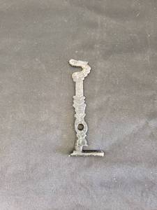 lot 8576 image: cast Iron hook thingy