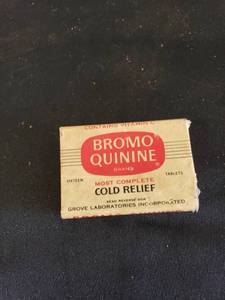 lot 8582 image: old bromo box