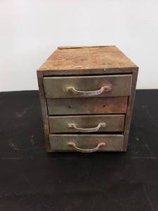 lot 8588 image: old 4-drawer metal box full of stuff