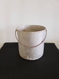 lot 8607 image: old metal bucket