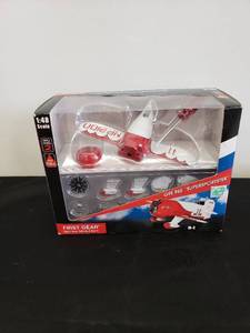 lot 8616 image: airplane model kit NIP