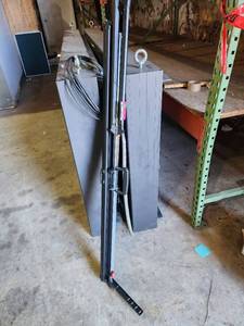 lot 39691 image: 4ft Projector Screen with Stand