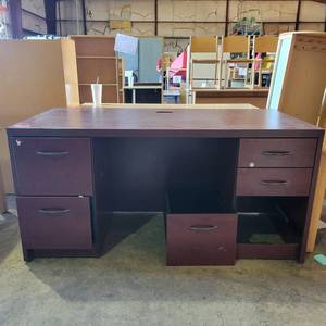 lot 39698 image: 5-Drawer Cherry Wood Office Desk