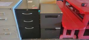 lot 39719 image: Lot of 2 Metal Filing Cabinets