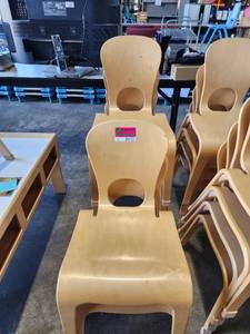lot 39732 image: Lot of 6 Community Wood Chairs