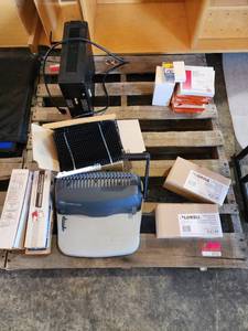 lot 39760 image: Lot of Miscellaneous Combine C100 and More&nbsp