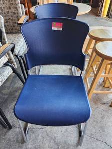 lot 39772 image: Lot of 3 Plastic and Metal Stackable Chairs