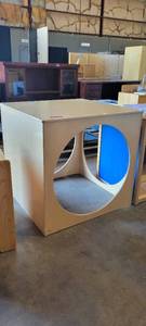 lot 39809 image: Wooden Play Cube W Circles