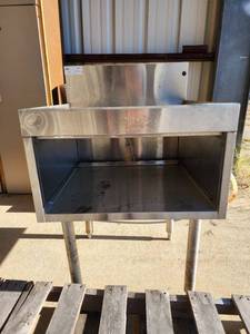 lot 5845 image: GlasTender DBCB-24-LD Underbar Drainboard with Open Front Cabinet Base
