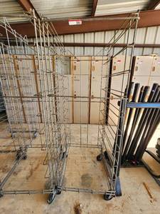 lot 5865 image: 5ft Bread Rack