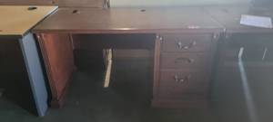 lot 39747 image: 3-Drawer Wooden Desk