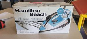 lot 39882 image: Hamilton Beach Professional Iron