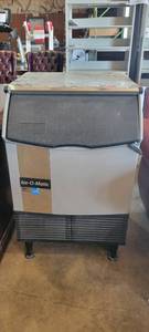 lot 39897 image: Ice-O-Matic ICEU220HA3 Undercounter Ice Maker