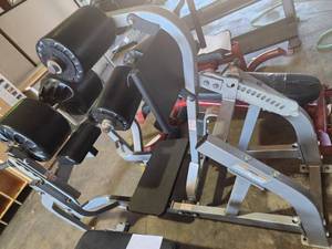 lot 39975 image: Hammer Strength GluteHam