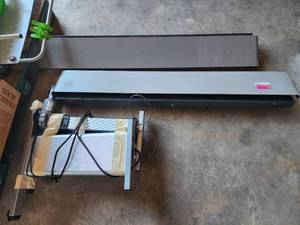 lot 45294 image: Suspa Movitec QDrive Table