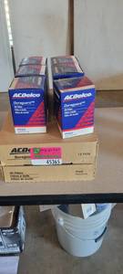 lot 45365 image: Case of AC Delco Duragaurd Oil Filters&nbsp