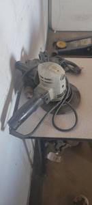 lot 45371 image: Porter Cable Heavy Duty Polisher and a Black &amp Decker Automotive VSR Drill&nbsp