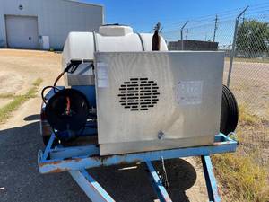 lot 39995 image: Portable High Pressure Hot Water Cleaning System