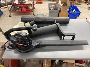 lot 9393 image: craftsman blower vac