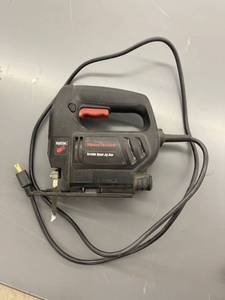 lot 9436 image: working jig saw