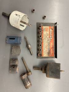 lot 9447 image: hole saw bits