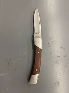 lot 9448 image: buck pocket knife