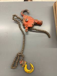 lot 9450 image: coffings hoist jack