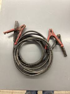 lot 9452 image: 12 foot heavy jumper cables