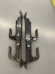 lot 9478 image: truck gun racks