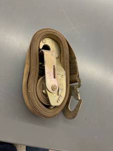 lot 9485 image: 1 34 ratchet strap