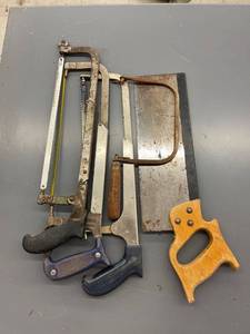 lot 9499 image: saws