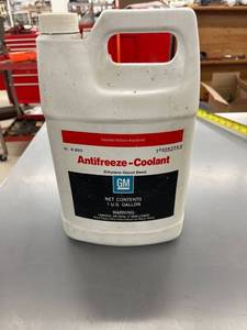 lot 9512 image: gm coolant full